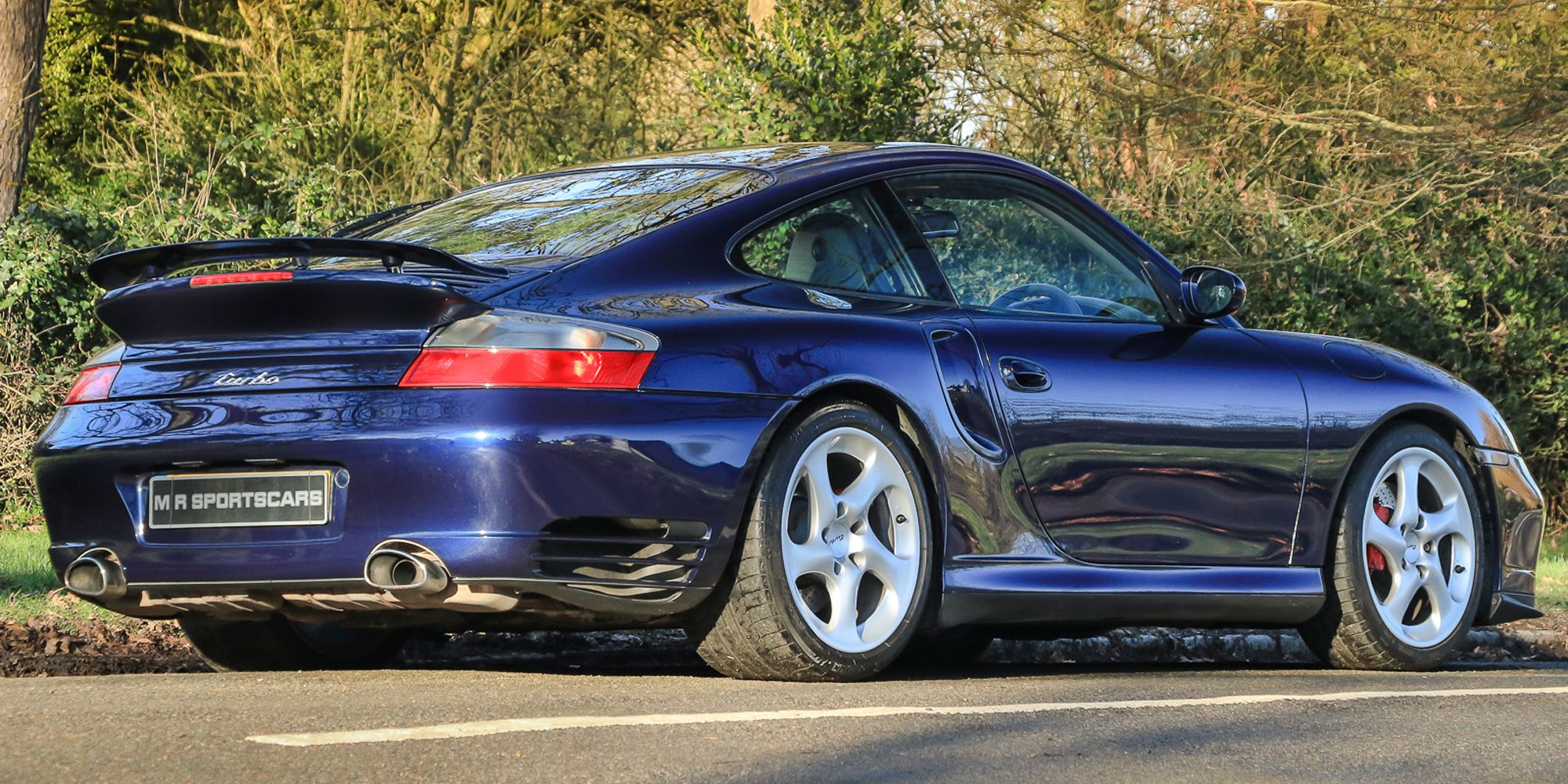 Rear 3/4 view of the 996 911 Turbo