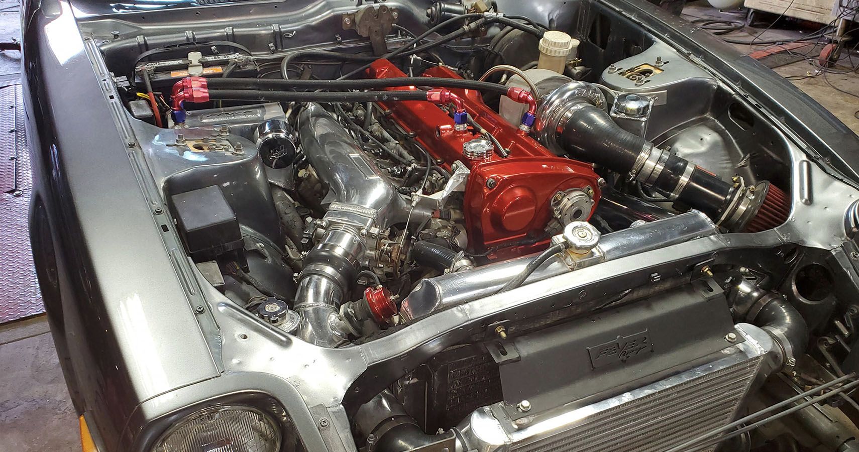 Watch A Skyline RB25DET-Swapped Datsun 280ZX Crank Out 448 HP On The Dyno