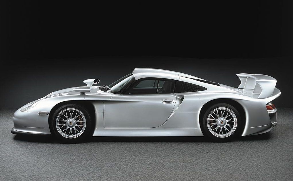 Porsche-911-GT1-Straßenversion