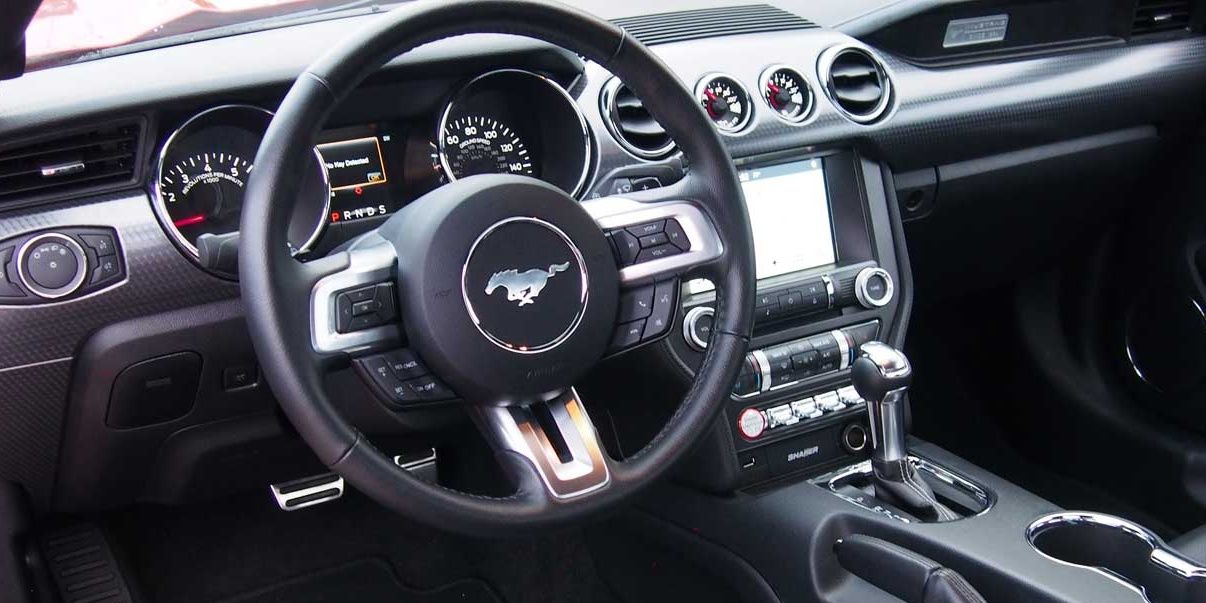 2016 Ford Mustang interior