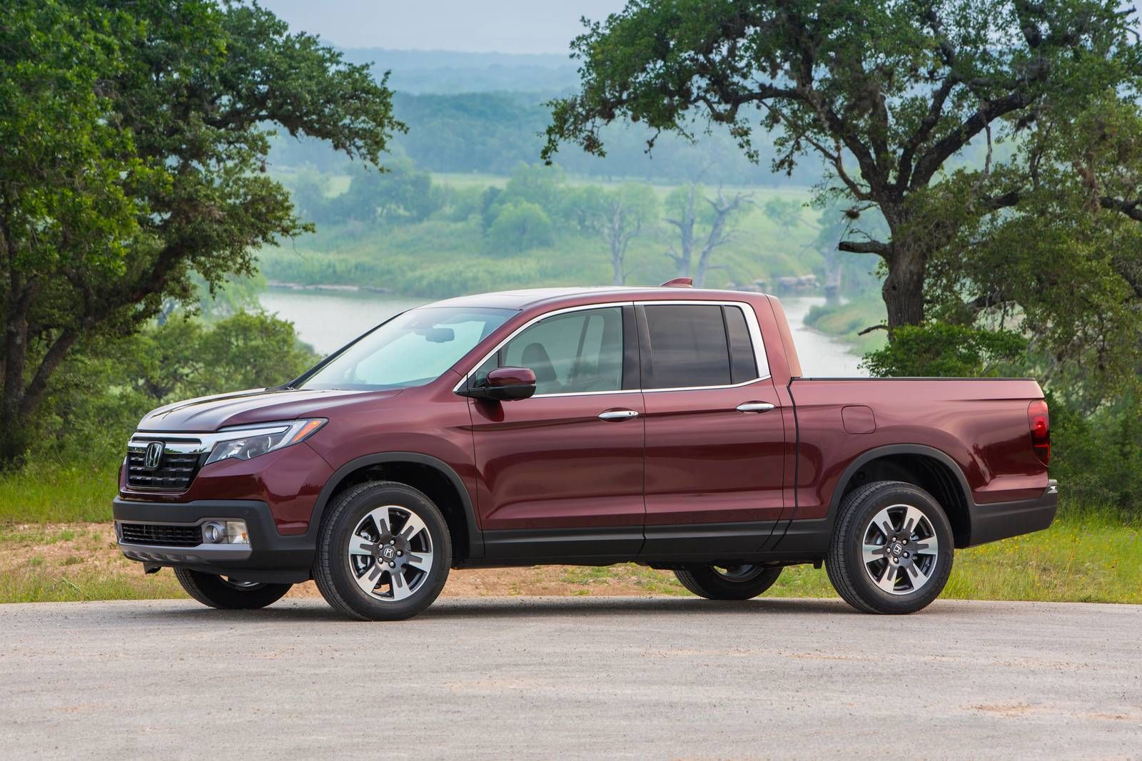 Here's What Made Honda Ridgeline The Best Truck Of 2020