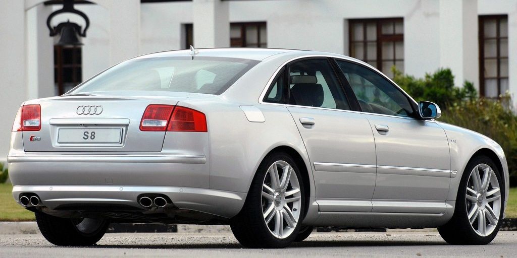 These Are The Coolest V10 Cars Ever Made