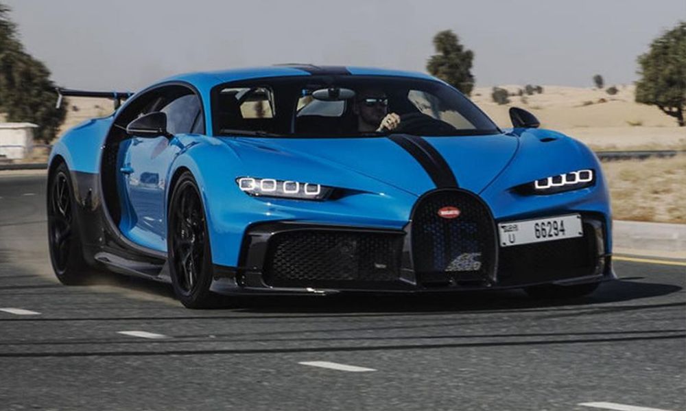 Dealership Takes Delivery Of First Bugatti Chiron Pur Sport