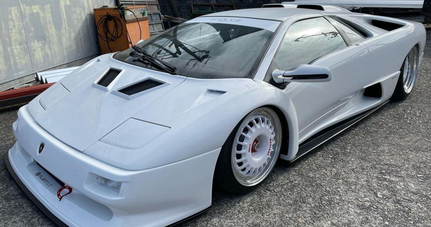 Madlane's Modded Lambo Diablo Is Finally Complete And It Looks Insane