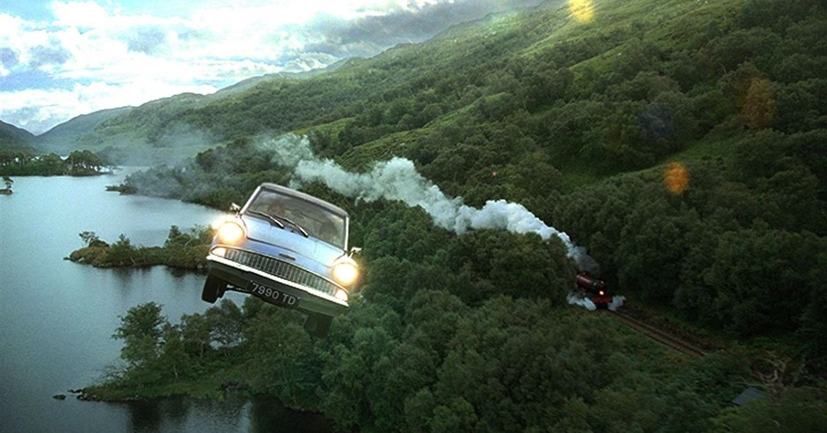 A Detailed Look At The Ford Anglia From Harry Potter And The Chamber Of Secrets