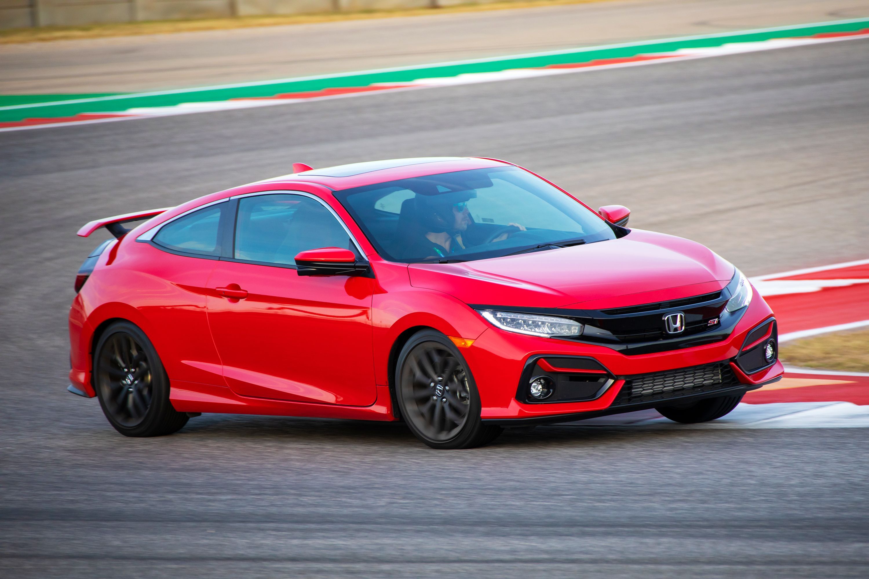 Honda Civic Coupe Si on the track