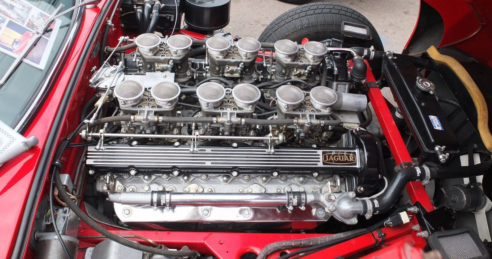 Jaguar V12 Engine