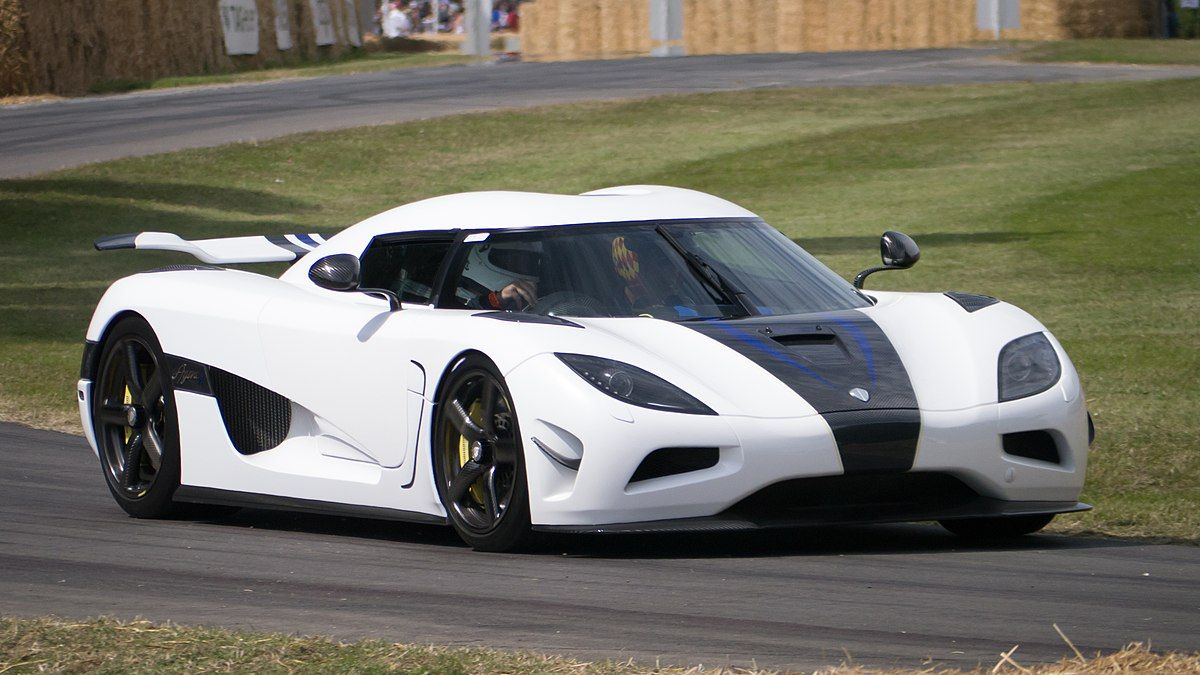 Koenigsegg Agera RS on the road