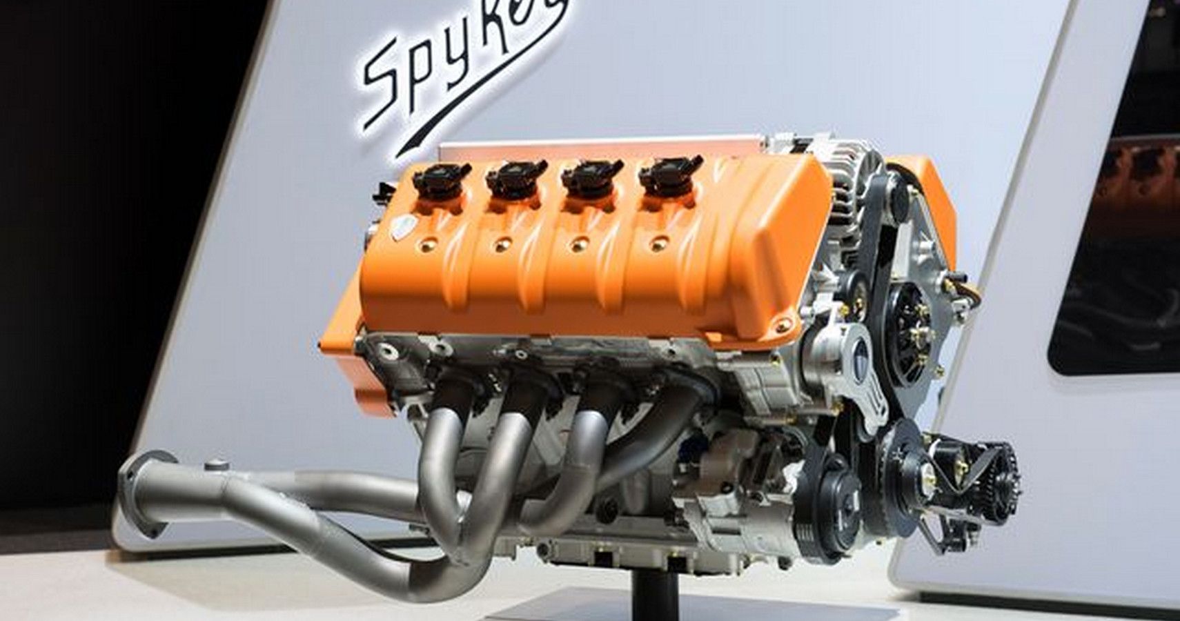 Motor Koenigsegg Spyker