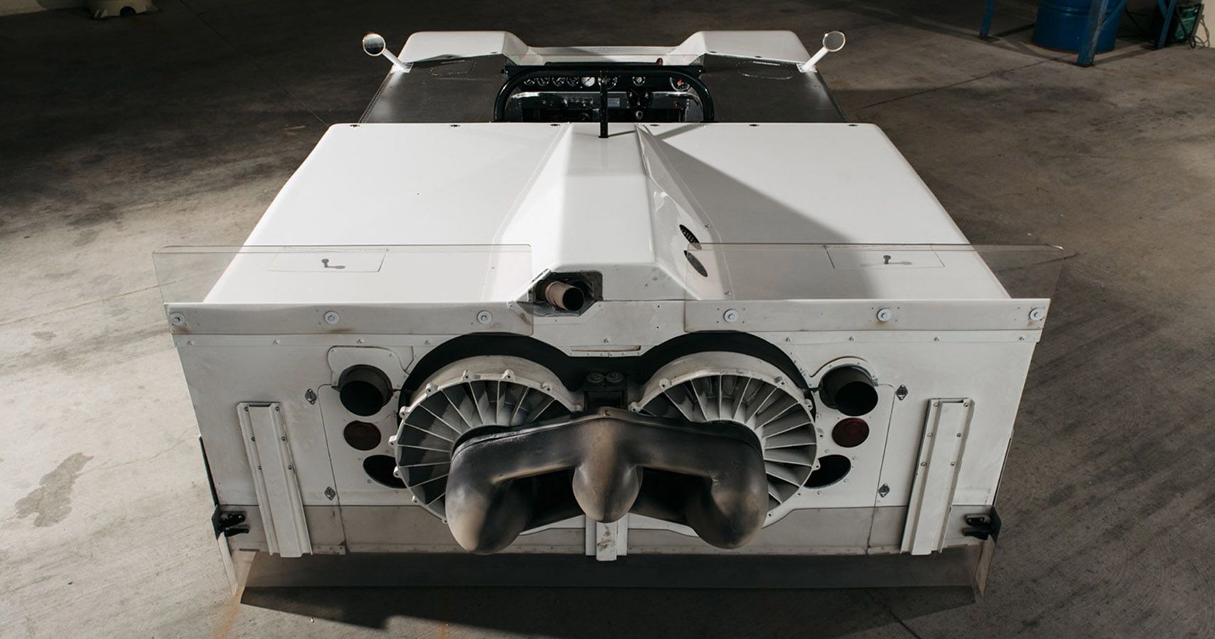 The Chaparral 2J Was Armed With Two Rear Fans, From The M-109 Howitzer, A Military Weapon Categorized As Batteries