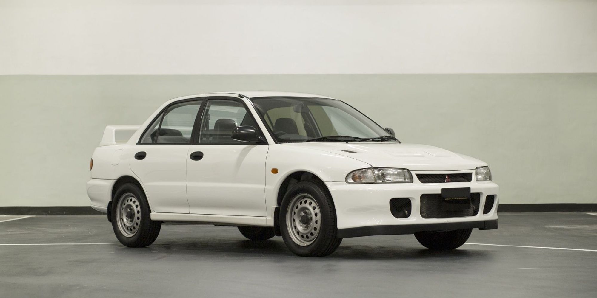From Cheap To Chic The Evolution Of 1990S Small Cars - 611nk4t