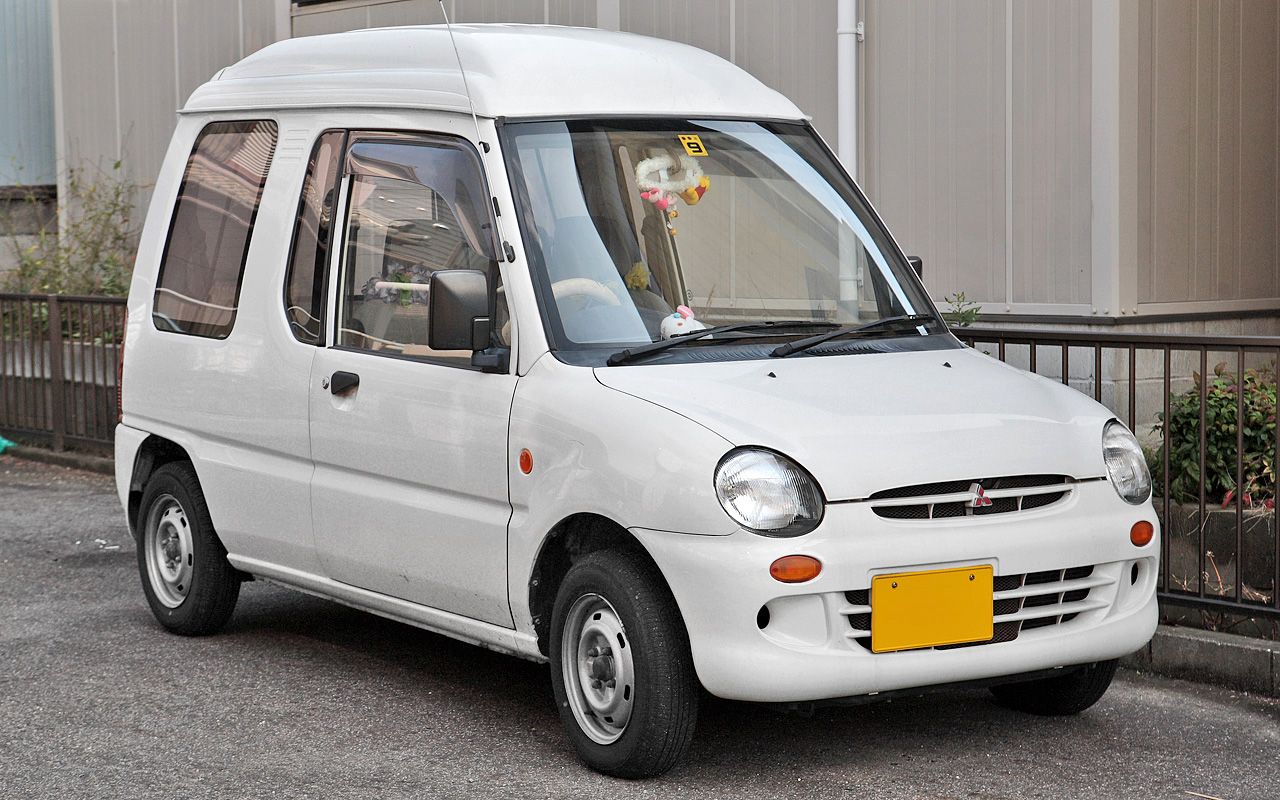 10 Most Over-The-Top Japanese Car Designs That Actually Went Into ...