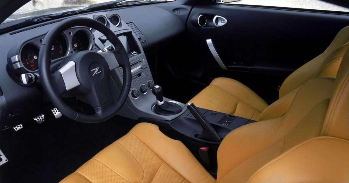 Προβολή εσωτερικής διάταξης Nissan 350Z