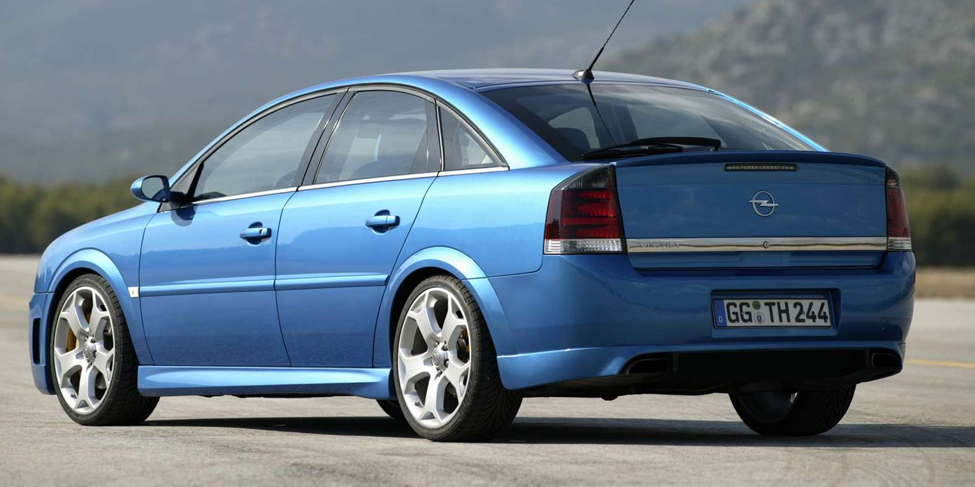 The rear of the Vectra OPC
