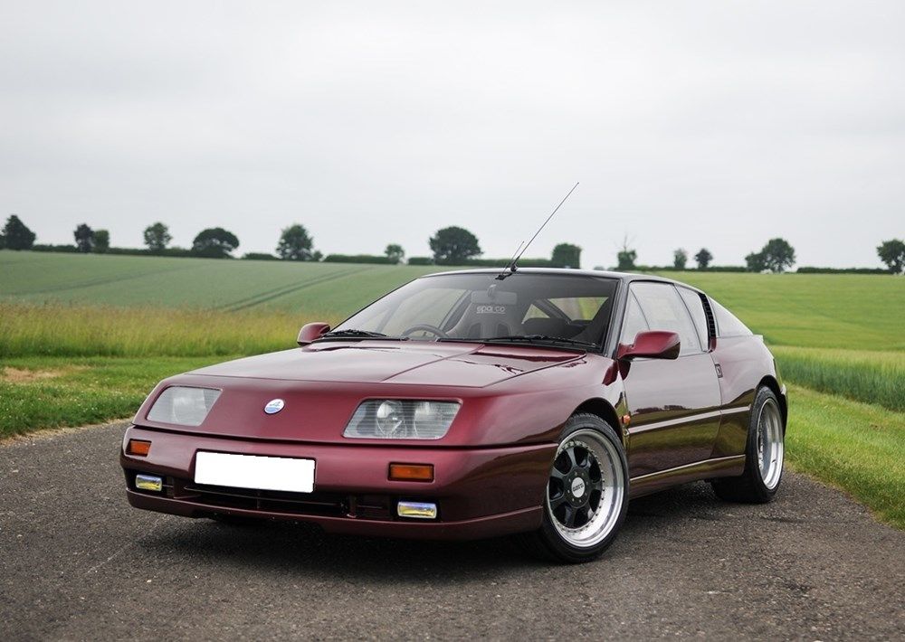 Renault GTA Turbo parked outside