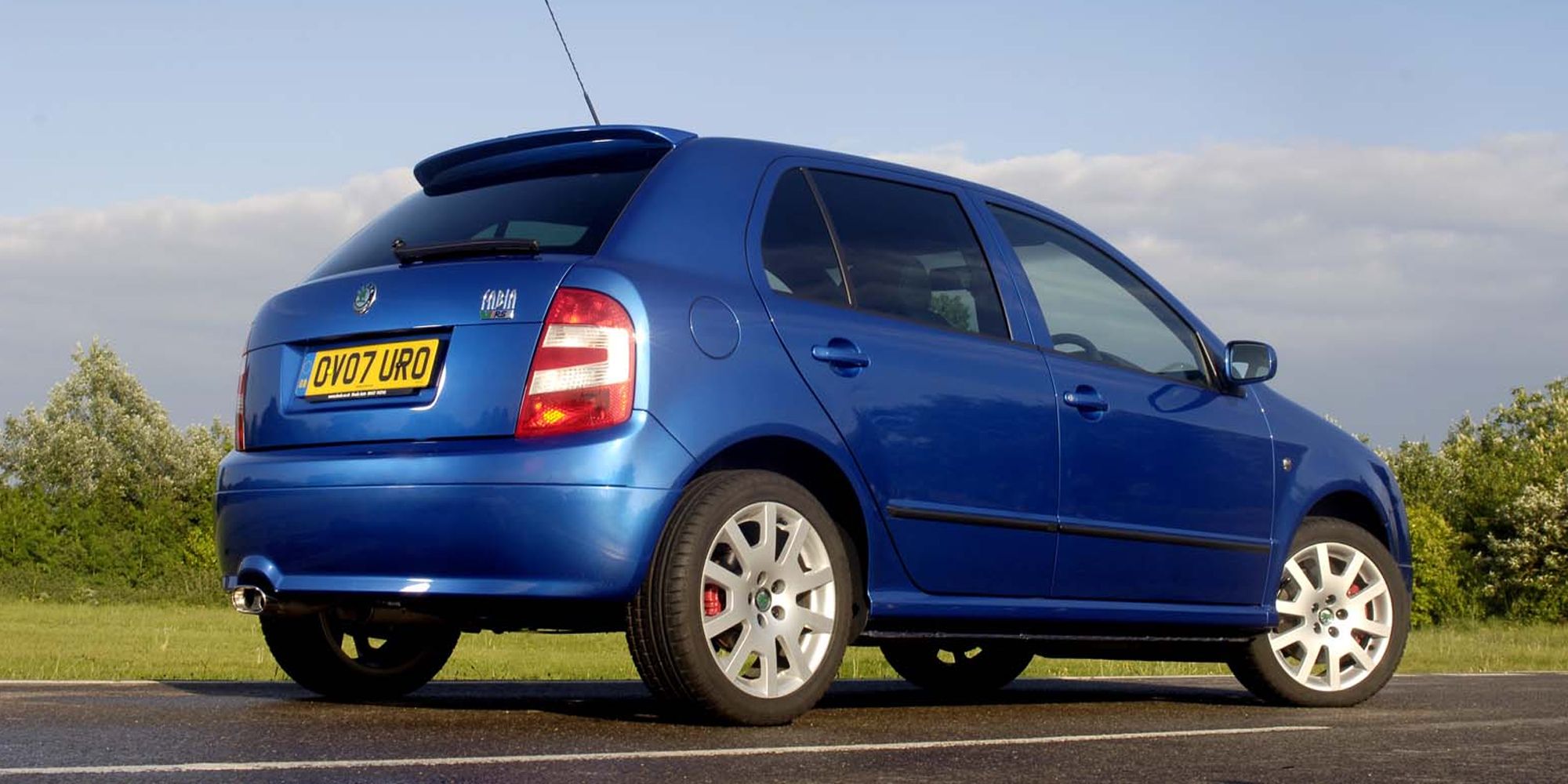 Rear 3/4 view of the Fabia RS