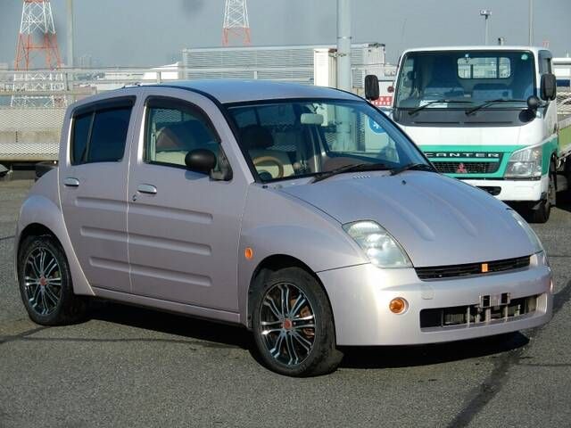 10 Most Over-The-Top Japanese Car Designs That Actually Went Into ...