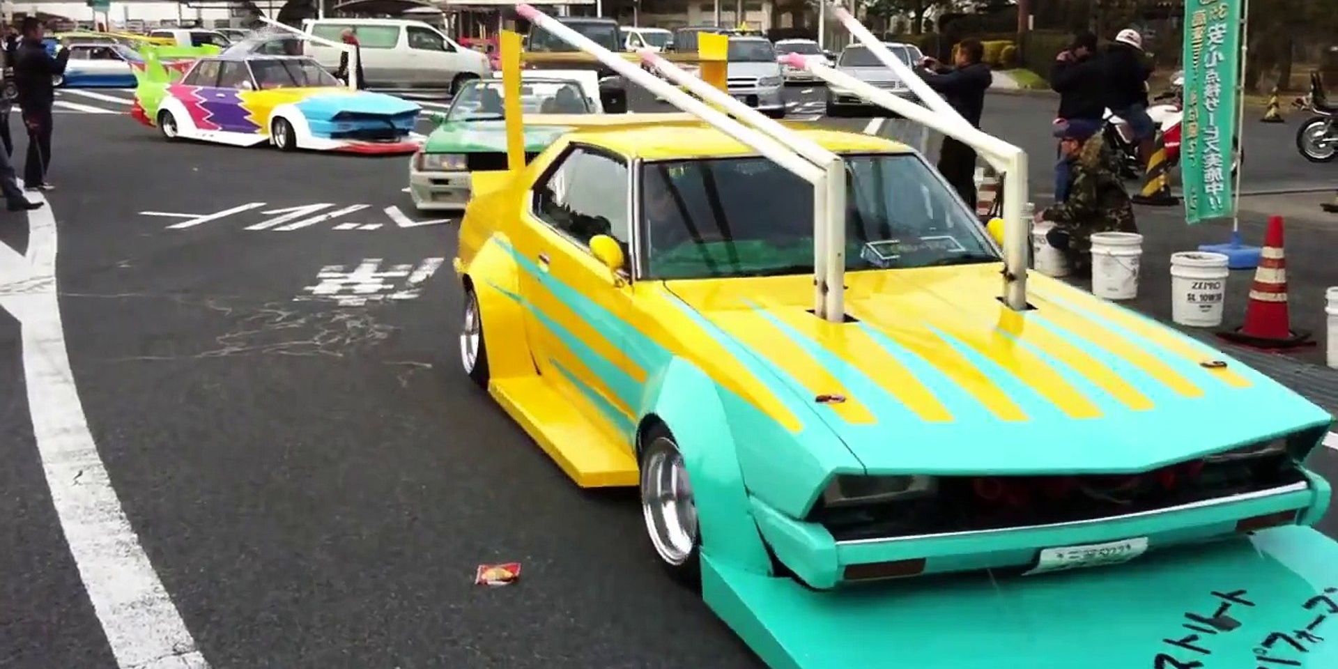 Yellow and Blue Bosozoku Car