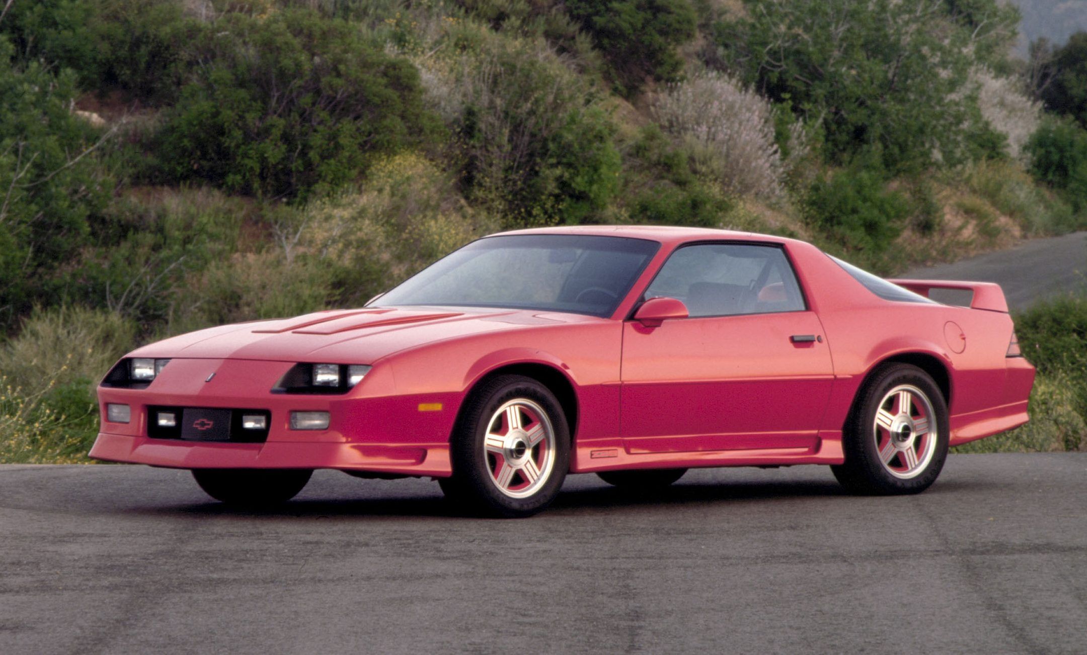 10 Powerful V8 Sports Cars From The '90s You Can Now Buy Cheap