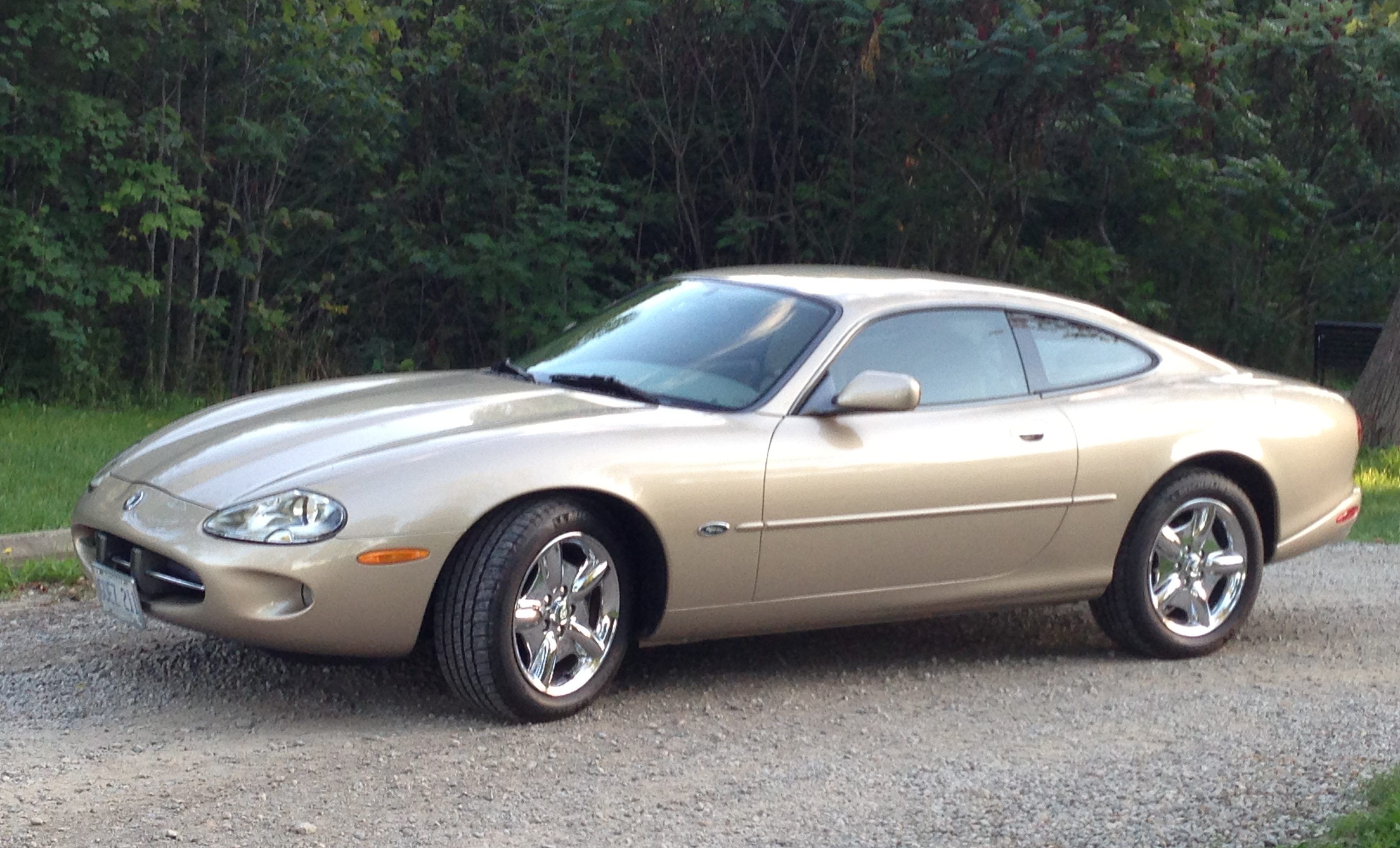 10 Powerful V8 Sports Cars From The '90s You Can Now Buy Cheap