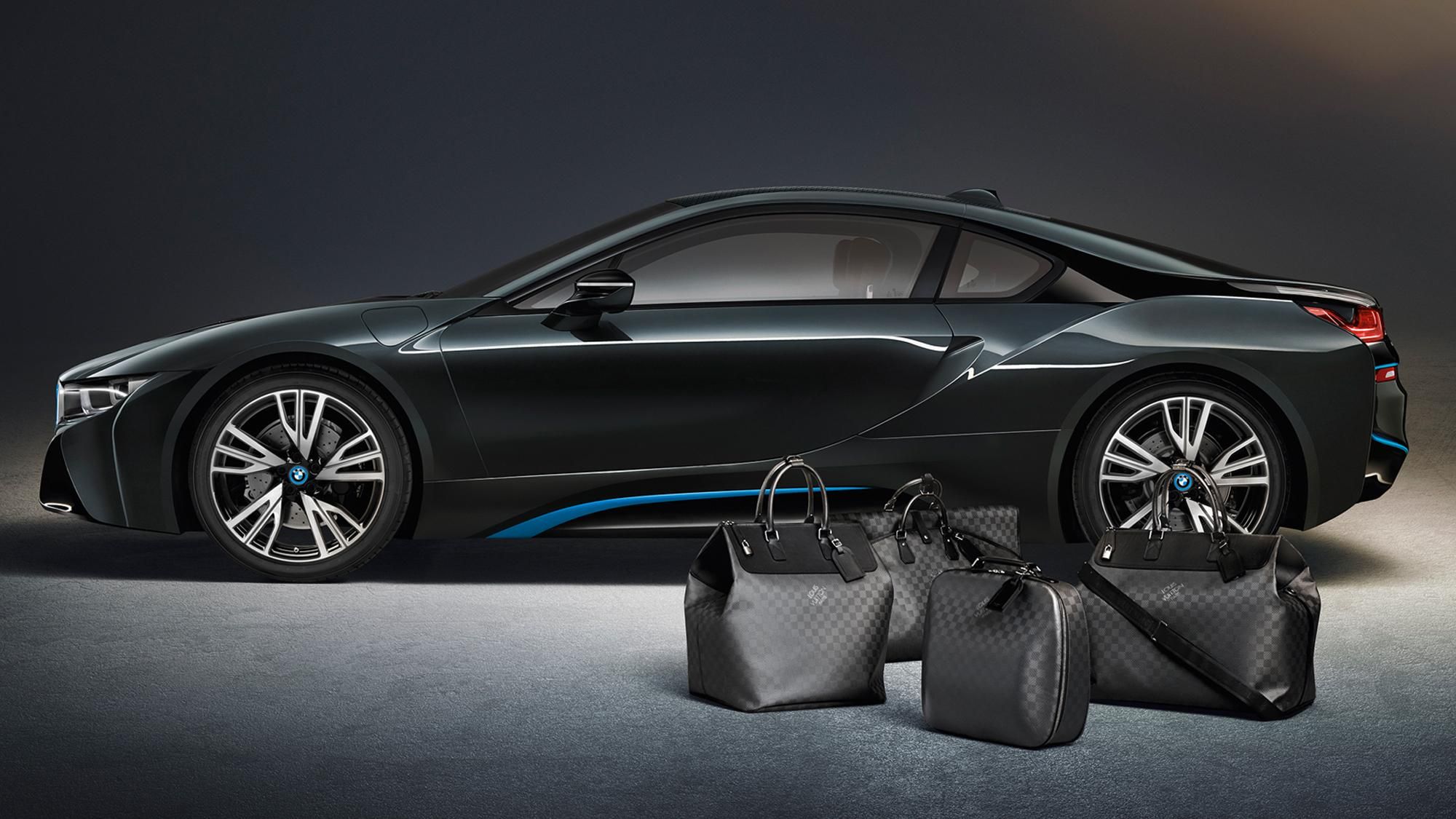 BMW i8 Louis Vuitton luggage black