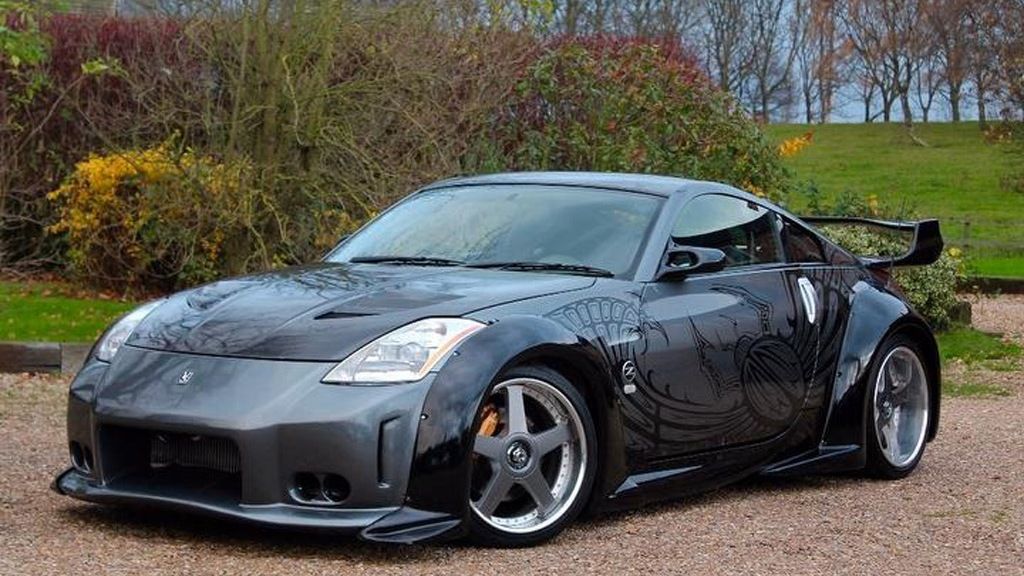Drift King's 350Z from Tokyo drift is an example of its modification potential