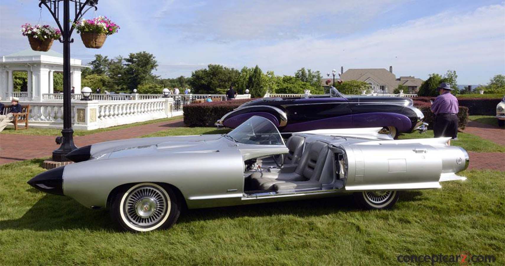 The Doors Of 1959 Cadillac Cyclone Concept Car Were Sliding, Like The Kind We See On Vans Today, Although No Modern Cars Were Able To Take Cues From It