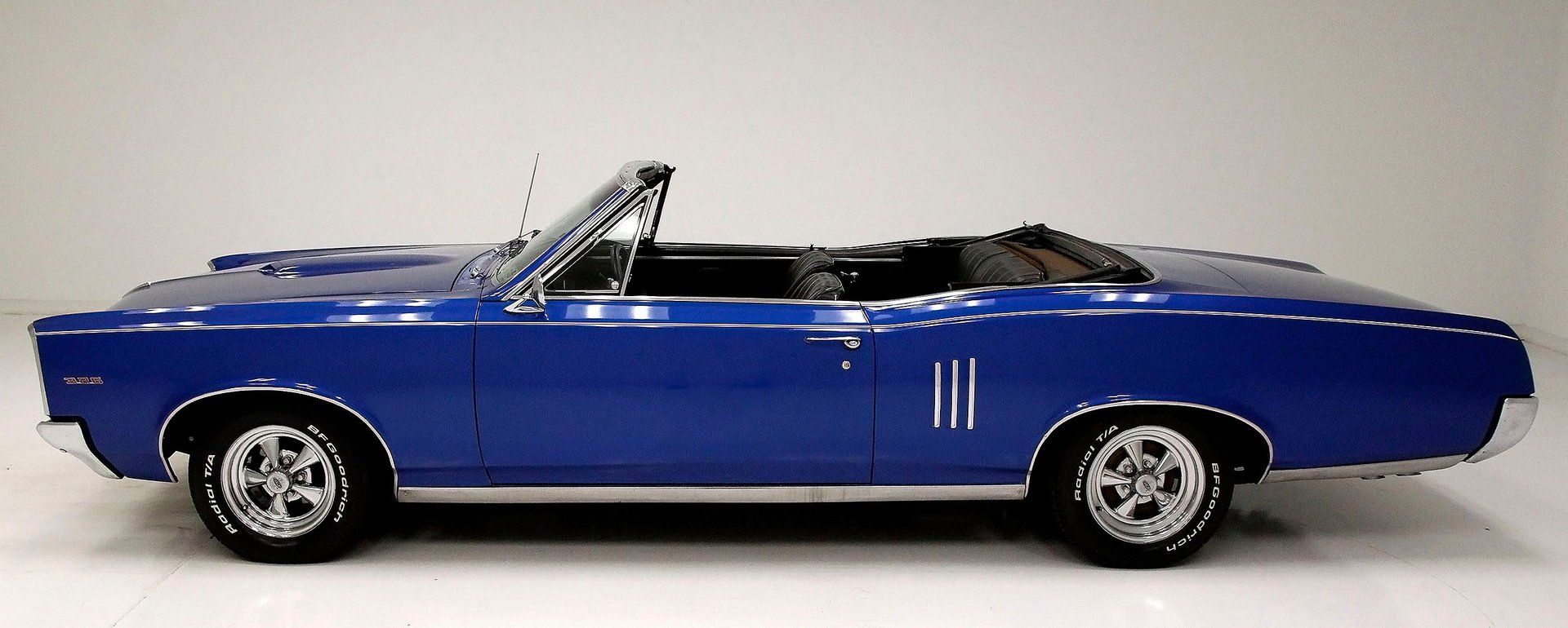 1967-pontiac-lemans-convertible profile