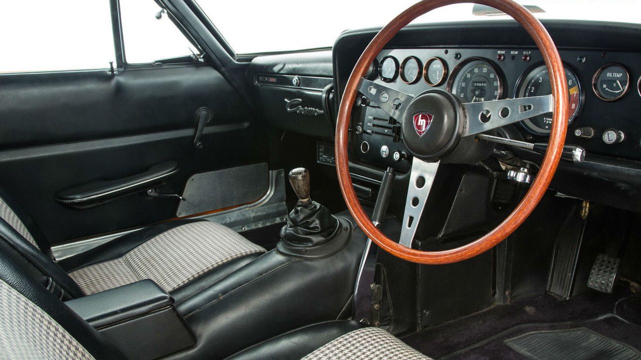 1968 Mazda Cosmo Interior