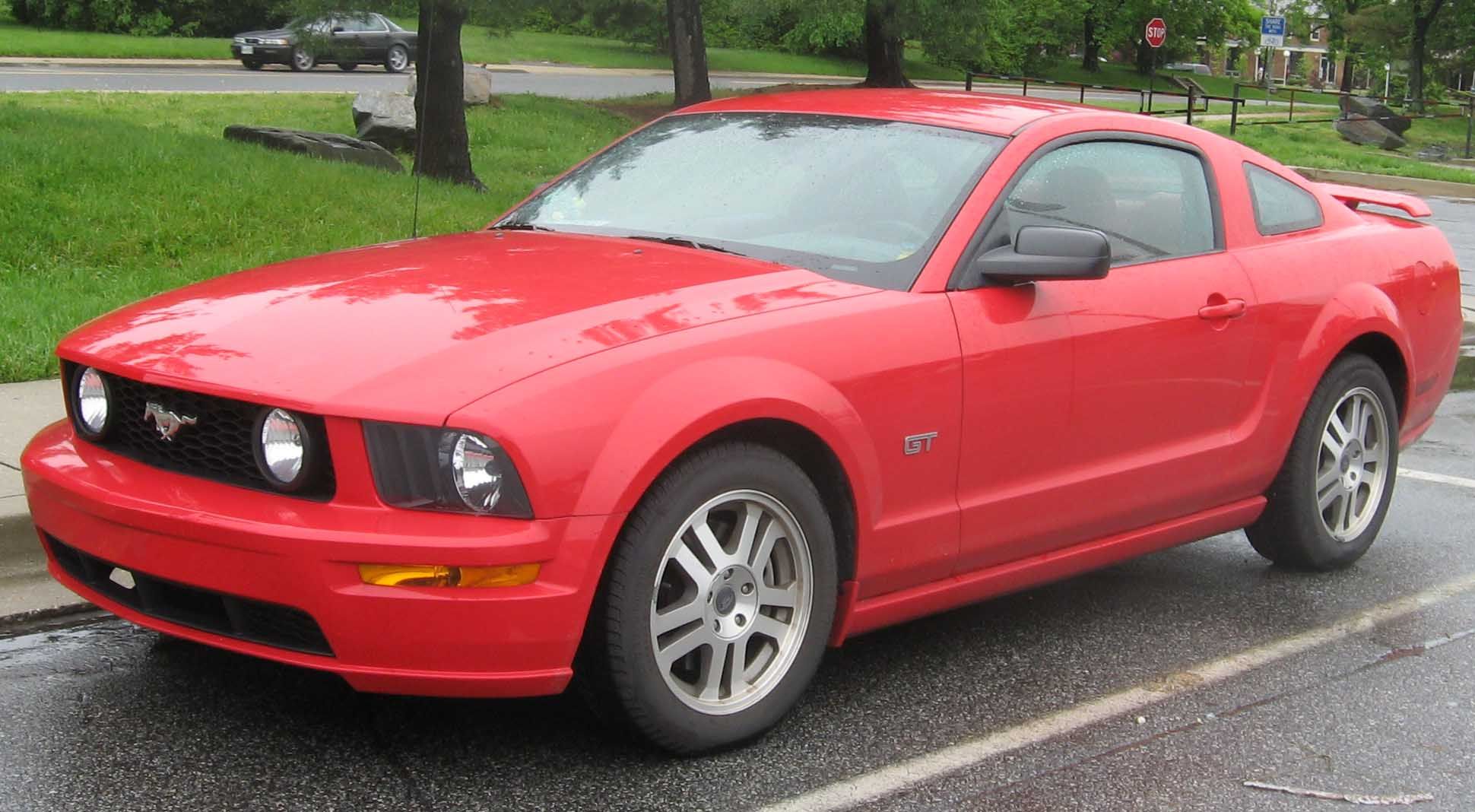 2005 Ford Mustang GT at a parking