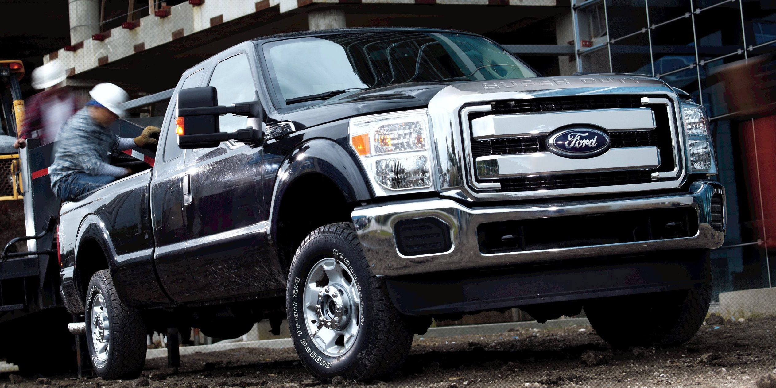 5 GasPowered Heavy Duty Trucks That Make Perfect Workhorses (5 That