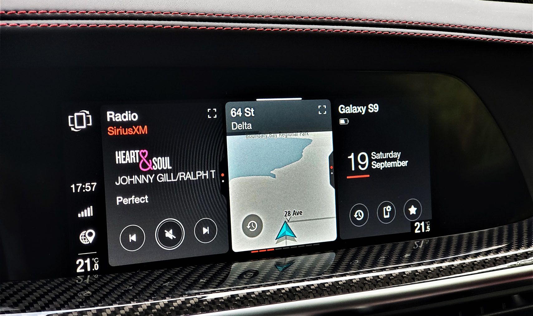 The configurable widget system makes it the infotainment system easy to personalize.