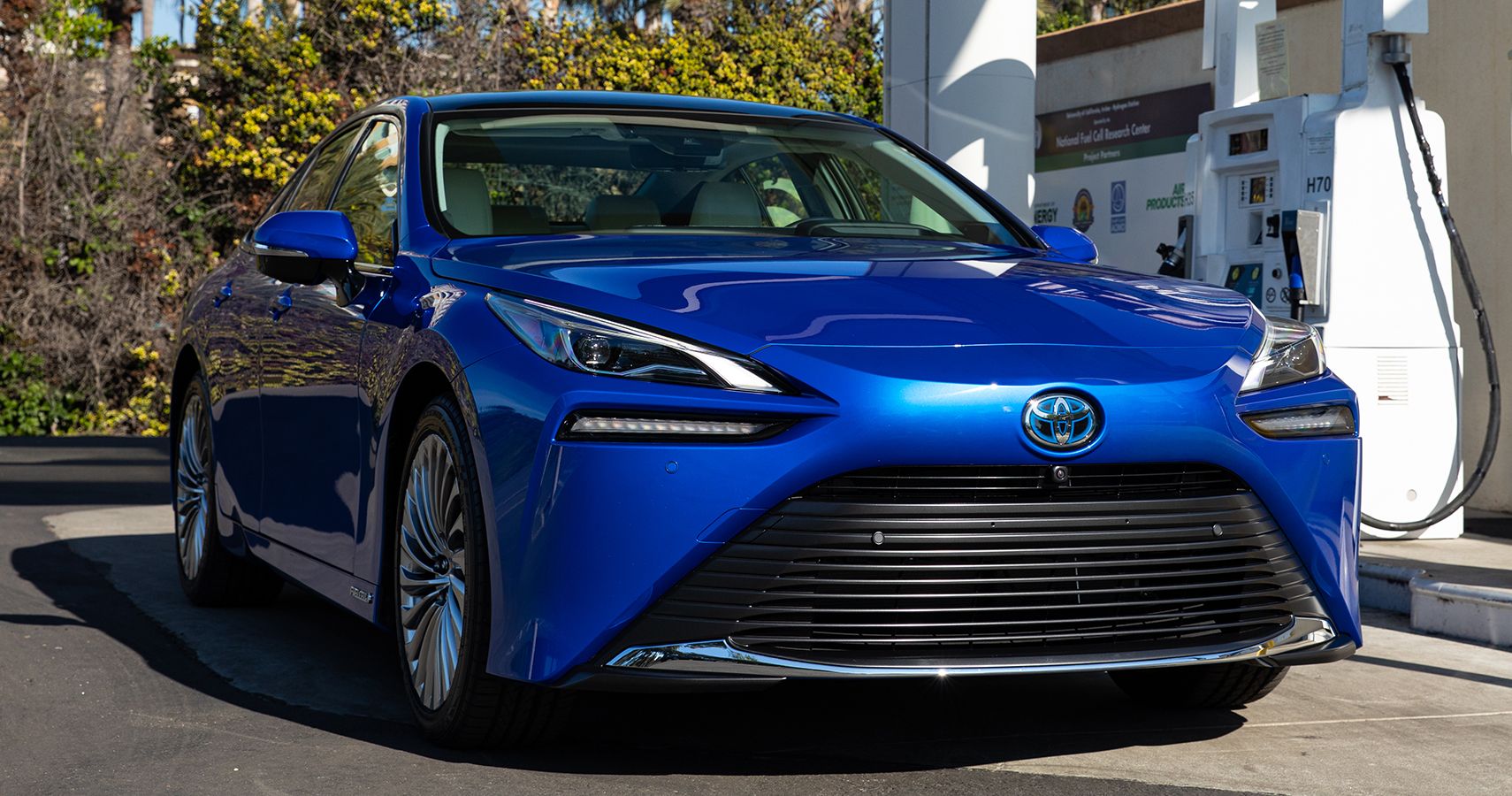 2021 Toyota Mirai Limited Hydro-Blue
