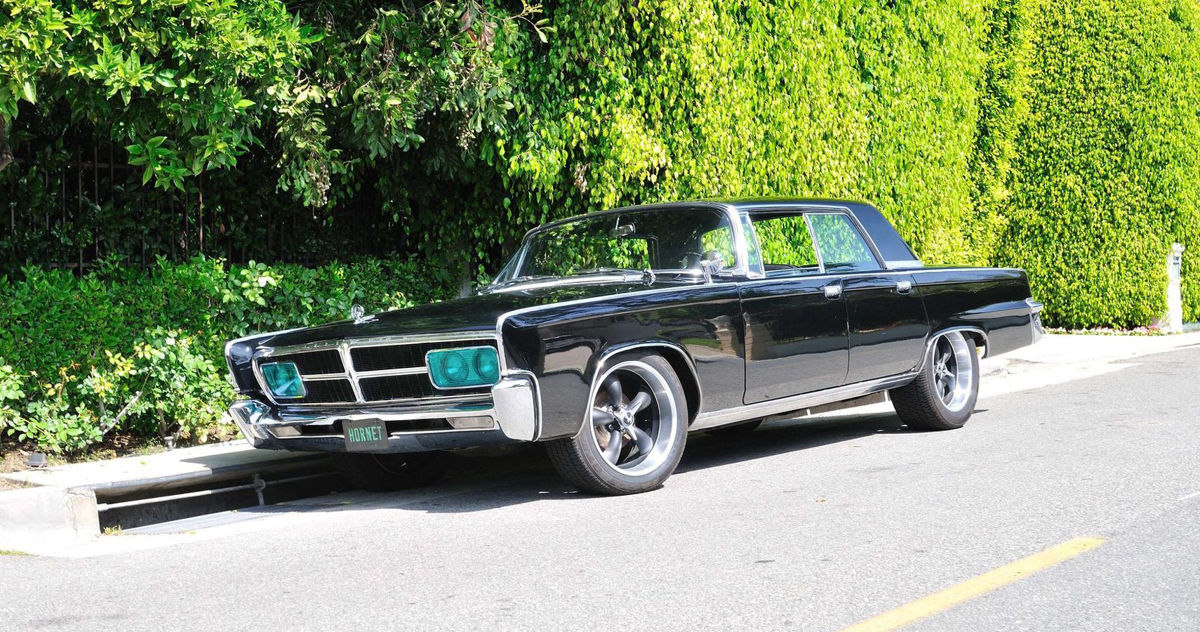 8 Features That Make The 1965 Chrysler Imperial An Underrated Classic