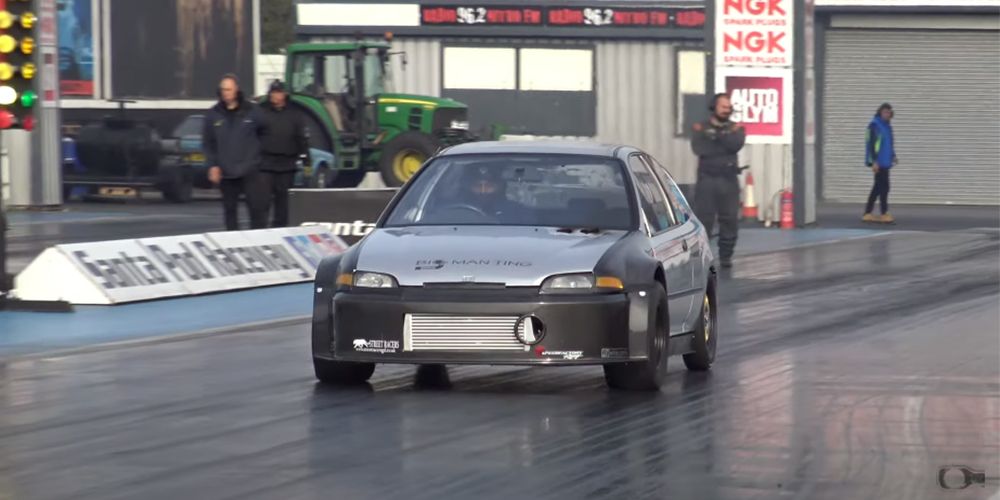 These FWD Drag Cars Set Blisteringly Fast QuarterMile Times