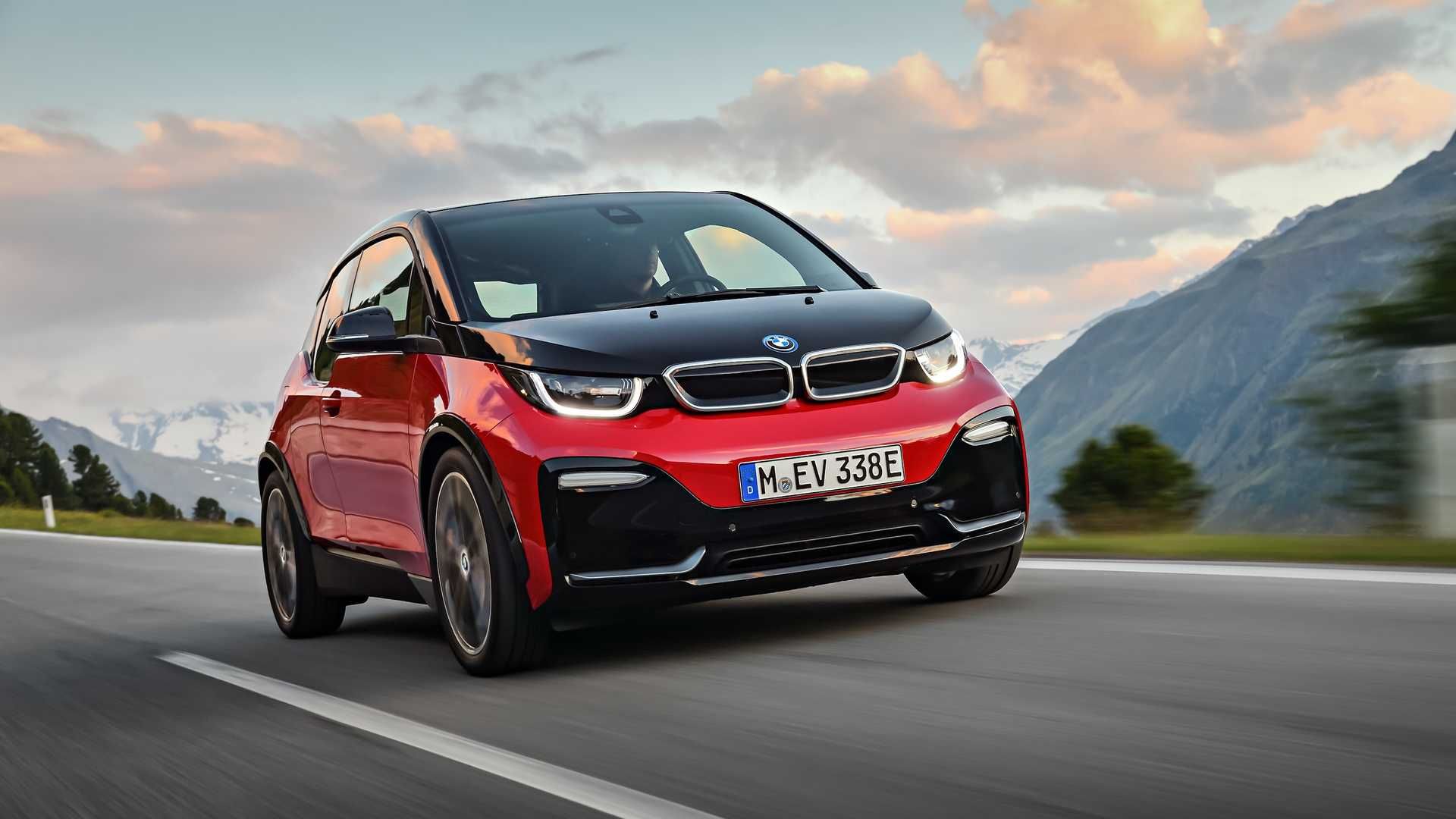BMW i3 on the highway