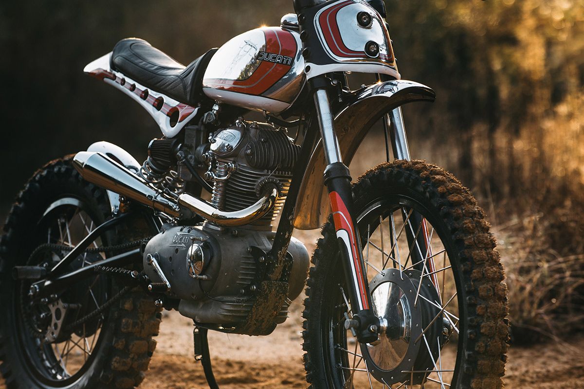 This Is The Sickest Vintage Scrambler We've Ever Seen