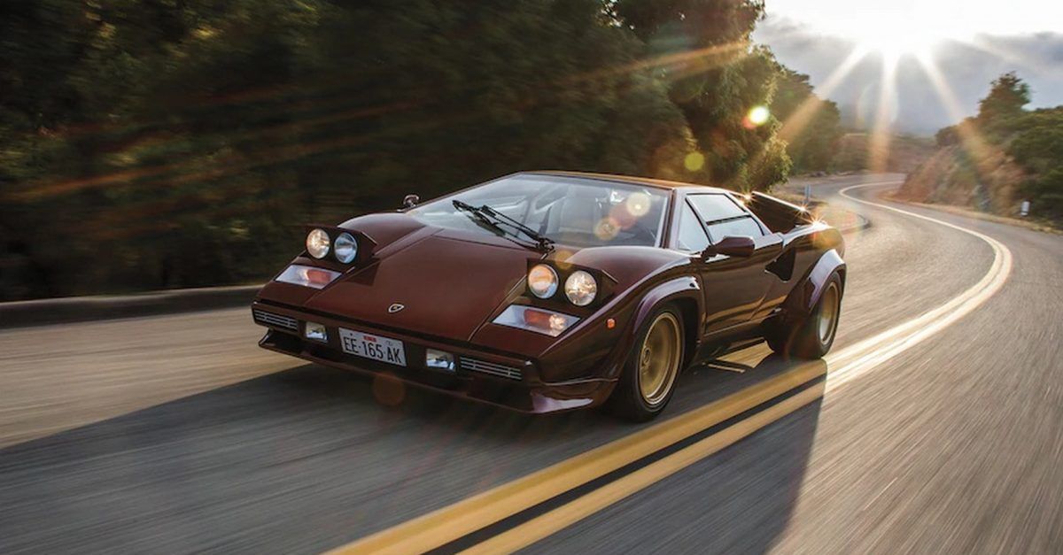 https://static1.hotcarsimages.com/wordpress/wp-content/uploads/2021/02/Countach-Front-View-e1613455517299.jpg