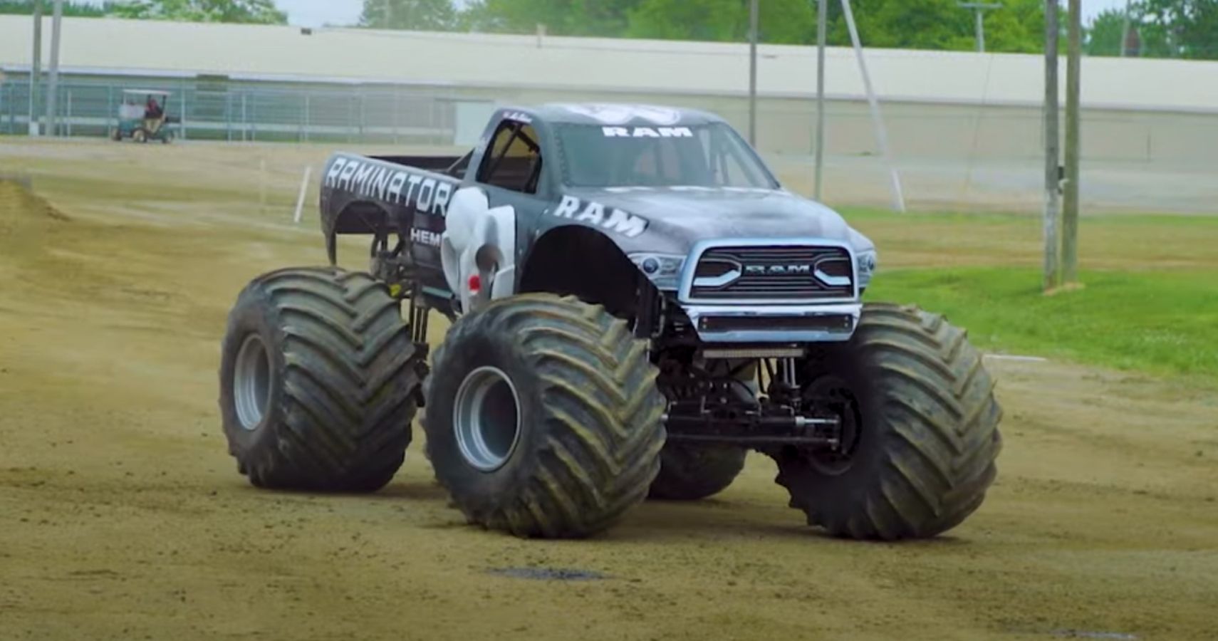 Meet The Raminator A 2000 Hp Record Setting Monster Truck