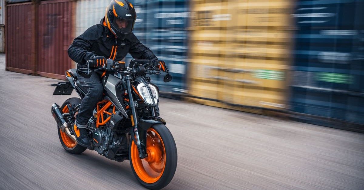 2021 KTM 390 0-60 mph comes up in 5.5 seconds