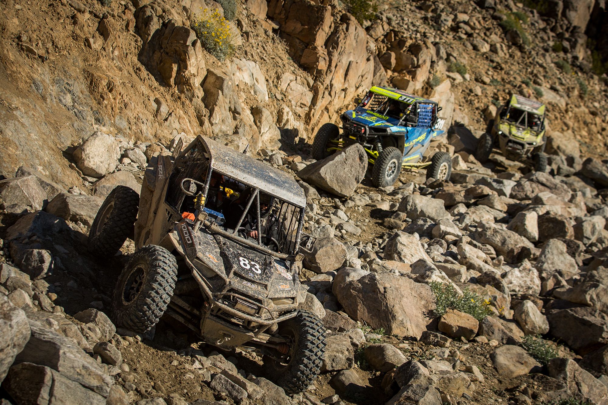 Vehicles crawling on King of the Hammers 2019