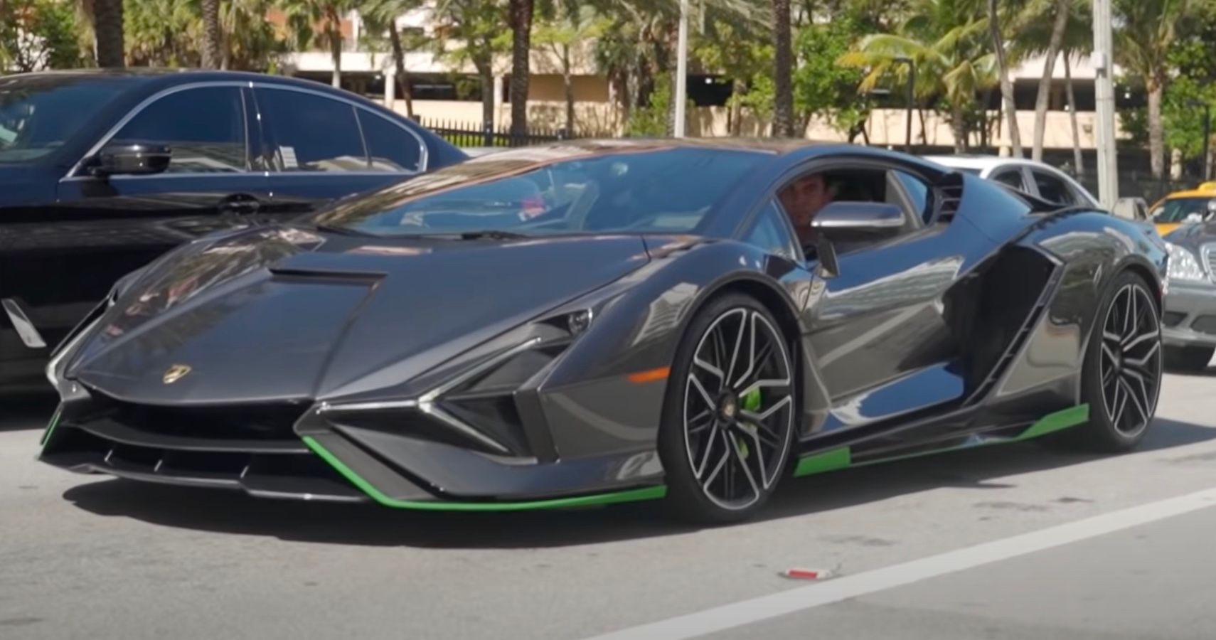 Lamborghini Sian Caught Revving Its Glorious V12 In Rare Sighting On Miami's Streets