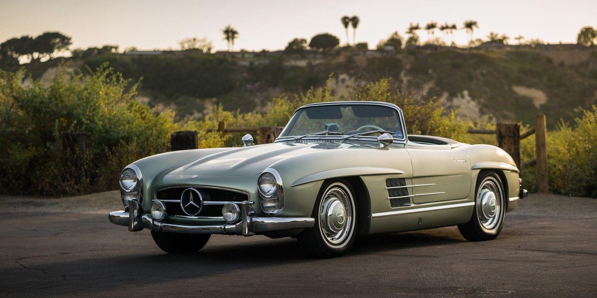 The front of the 300SL Roadster