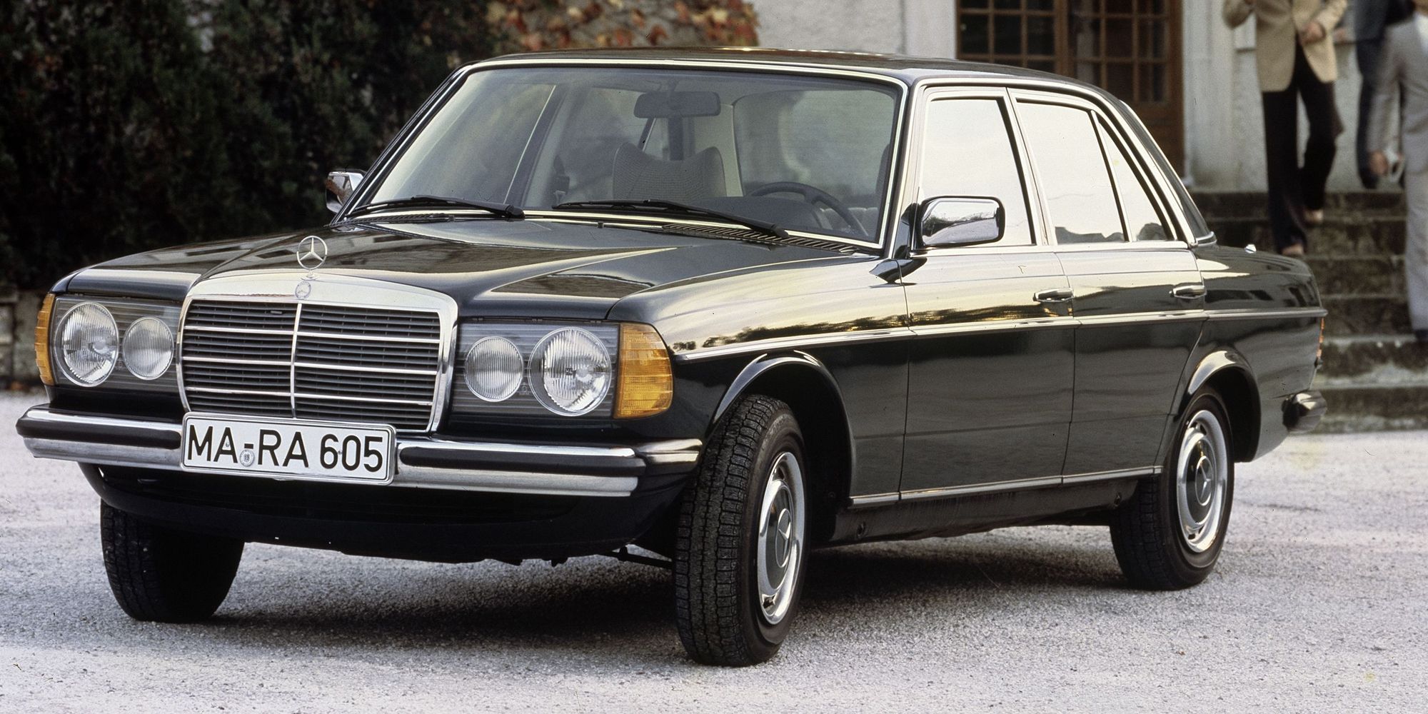 The W123 in black