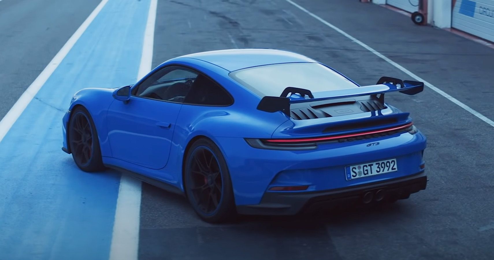 Porsche 911 GT3 Engine Engineering Explained 2