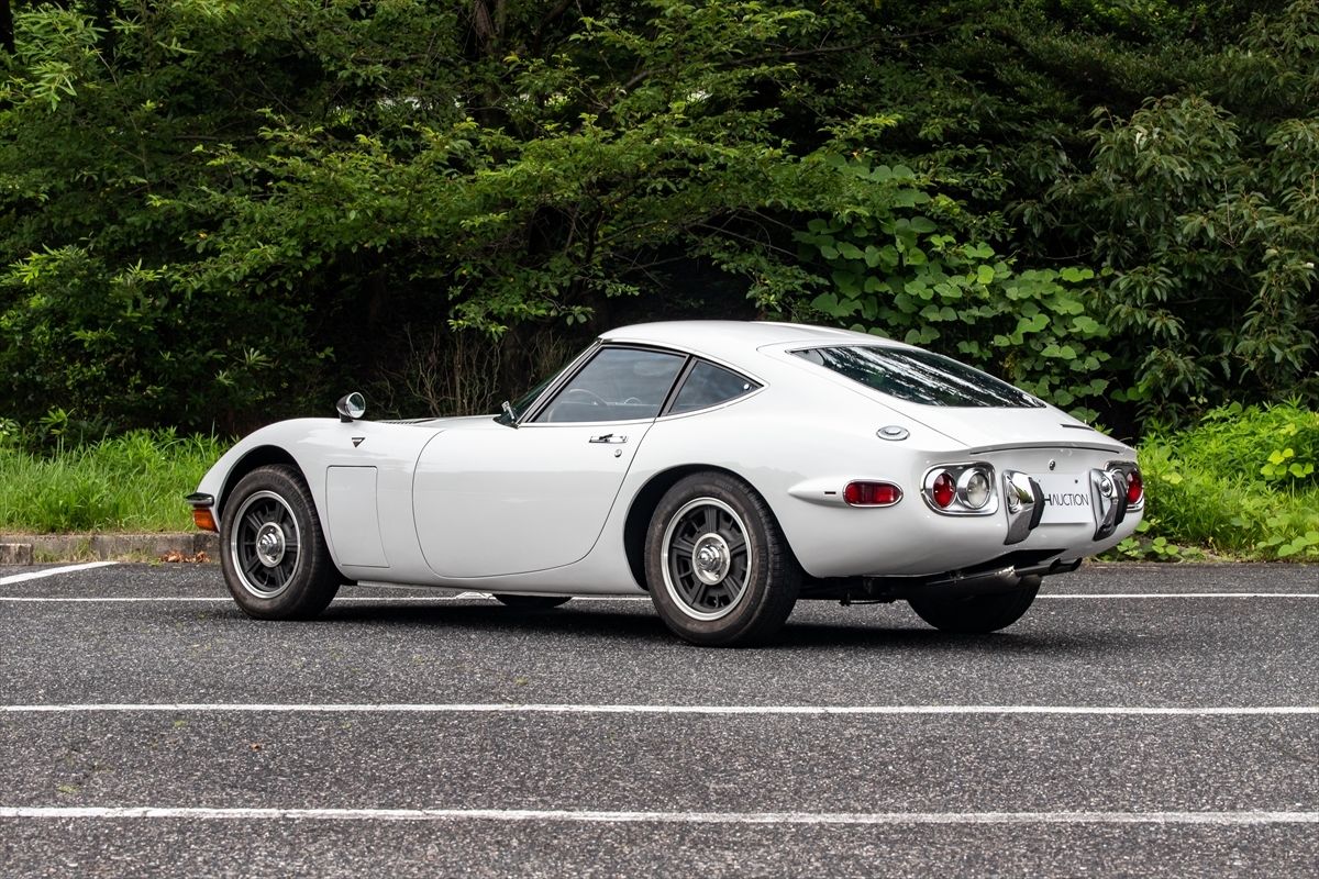 Toyota 2000GT up for auction
