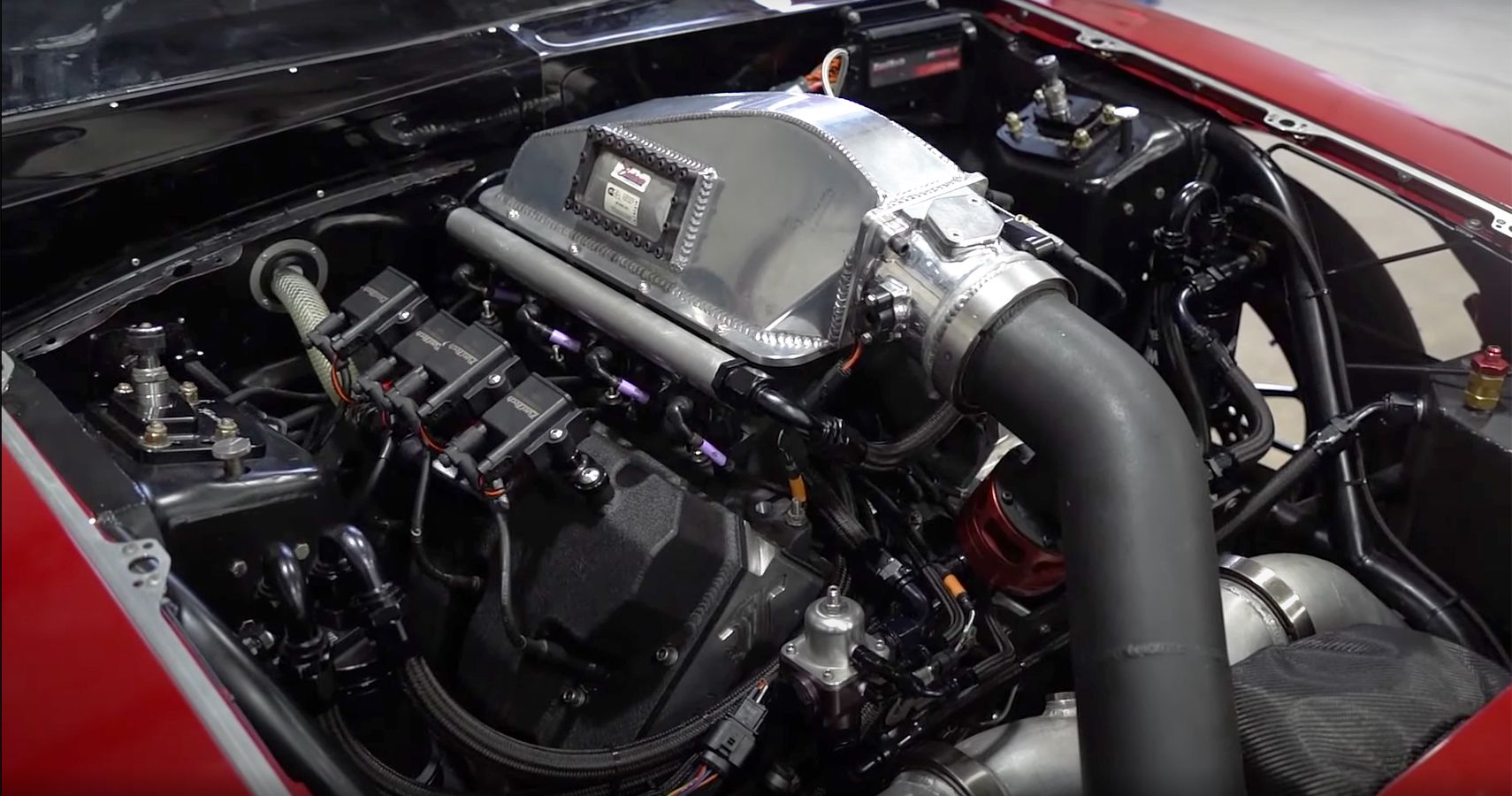 X275 Mustang GT engine setup