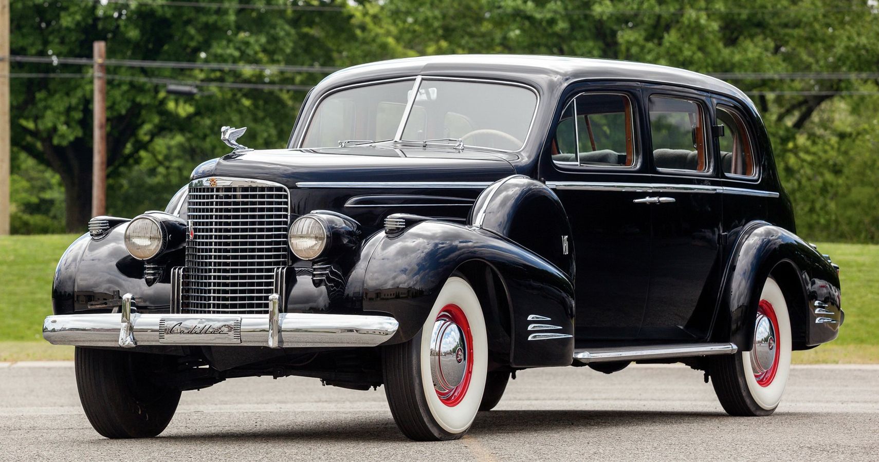 1939 Cadillac Sixty Special (Bugsy)