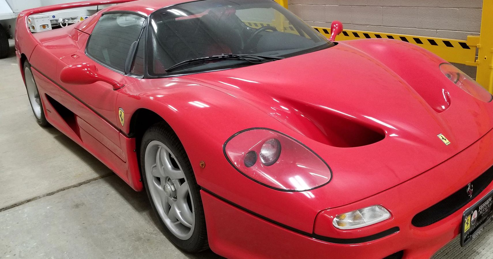 1996 Ferrari F50 impounded at Canada-US border