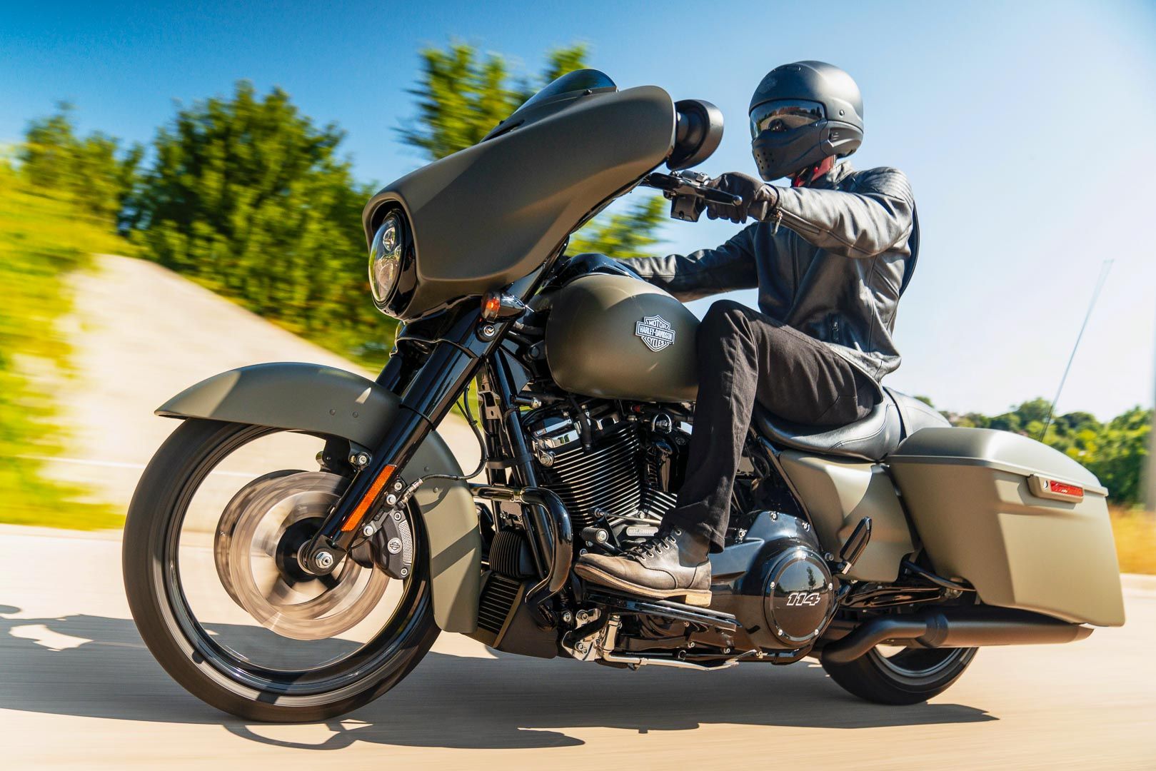 Harley-Davidson Launches Arctic Blast Street Glide Special
